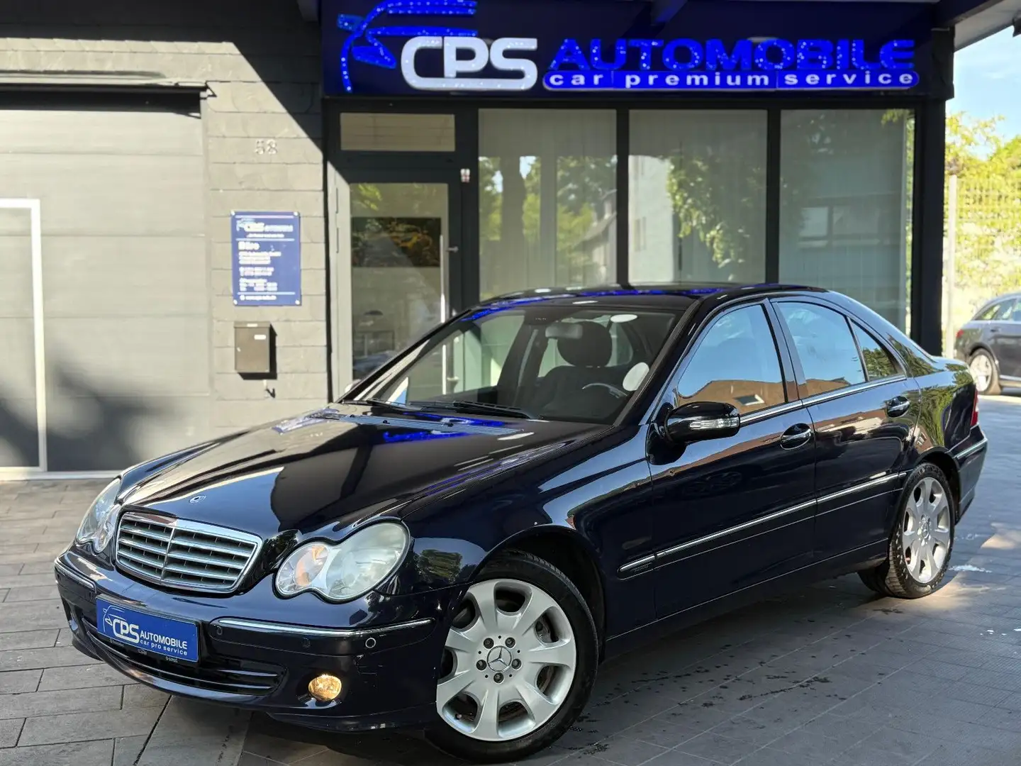 Mercedes-Benz C 320 CDI | LIM | Automatik | 2 Hand | TÜV Kék - 1