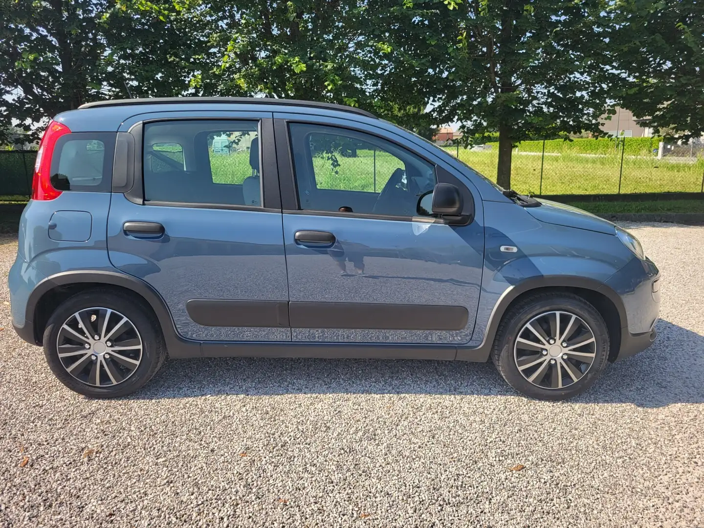 Fiat Panda 1.0 FireFly S&S Hybrid City Life Grijs - 2