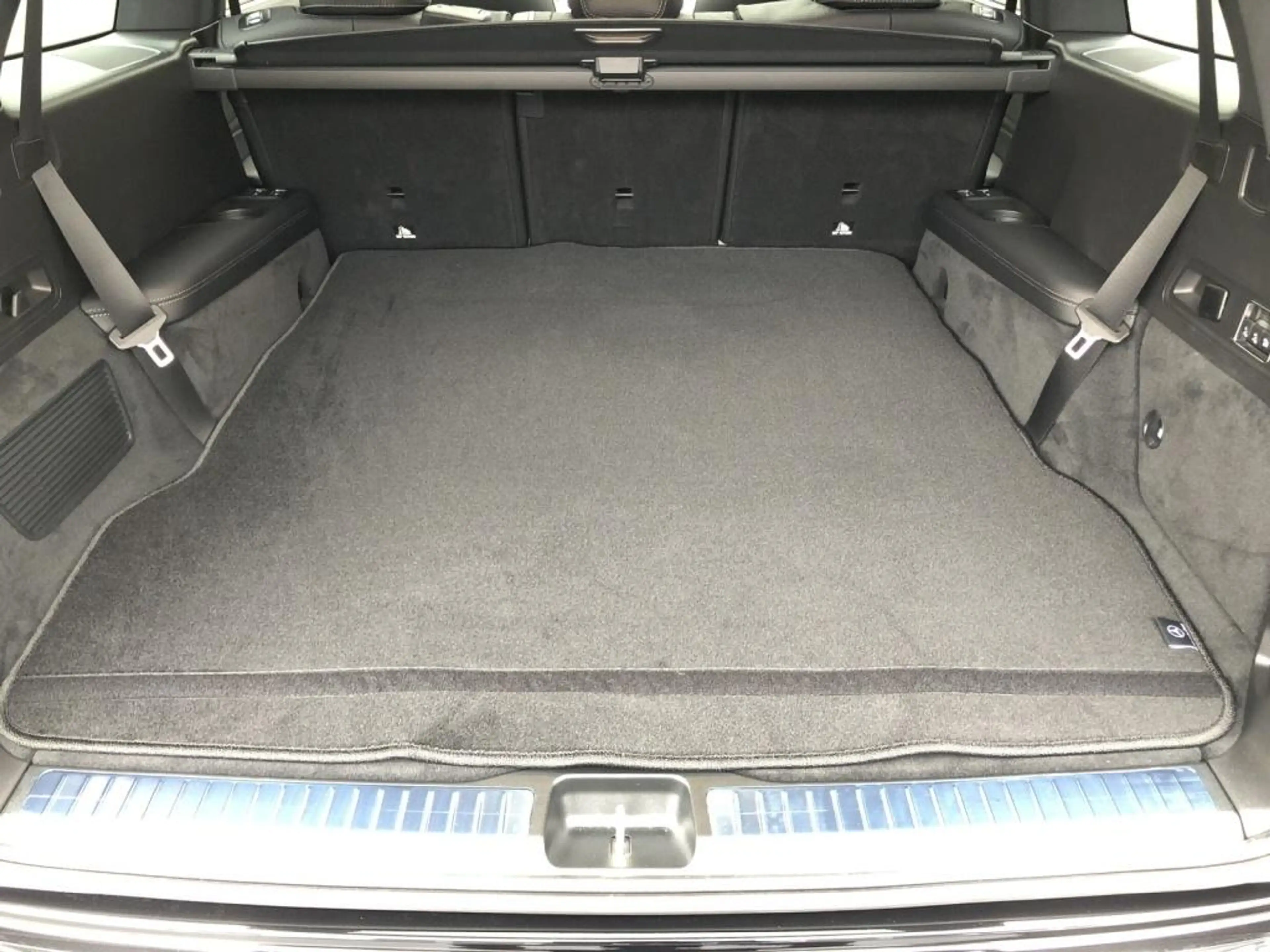 Mercedes-Benz GLS 450 d 4MATIC AMG+MBUX+Burm+MBeam+Night+AHK — photo 13