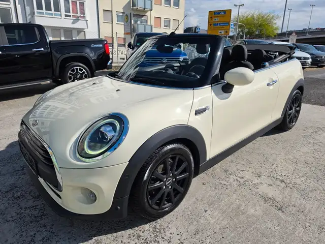 MINI One Cabrio 1,5 KAMERA*NAVI