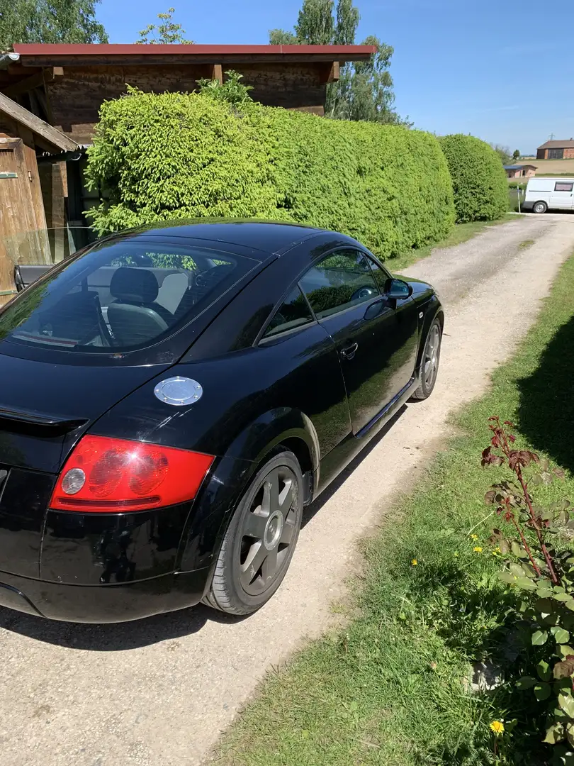 Audi TT Coupé 1,8 T - 1