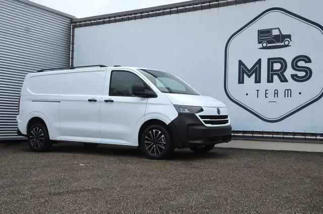 Volkswagen T7 Transporter 2.0TDI- L2- DSG- Camera- Carplay- Nieuw- 33800+BTW