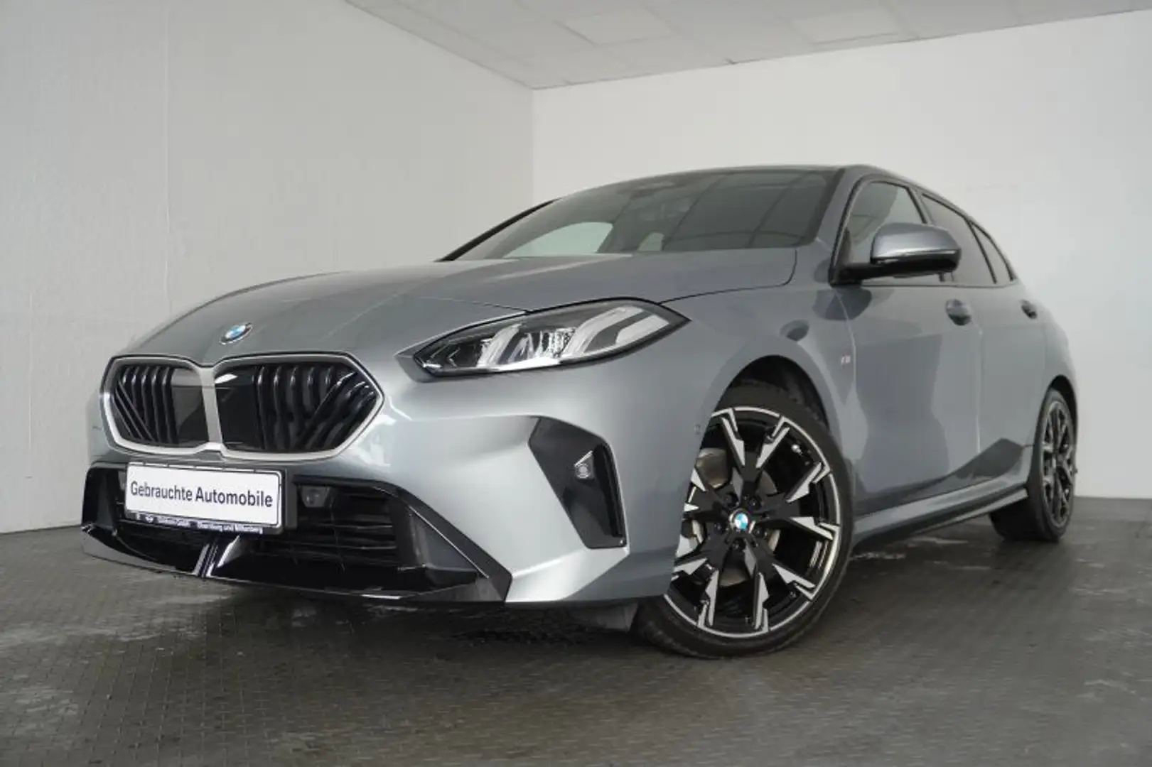 BMW 120 i 5-Türer M Sportpaket *NAVI.PARKASSIST* Gris - 2