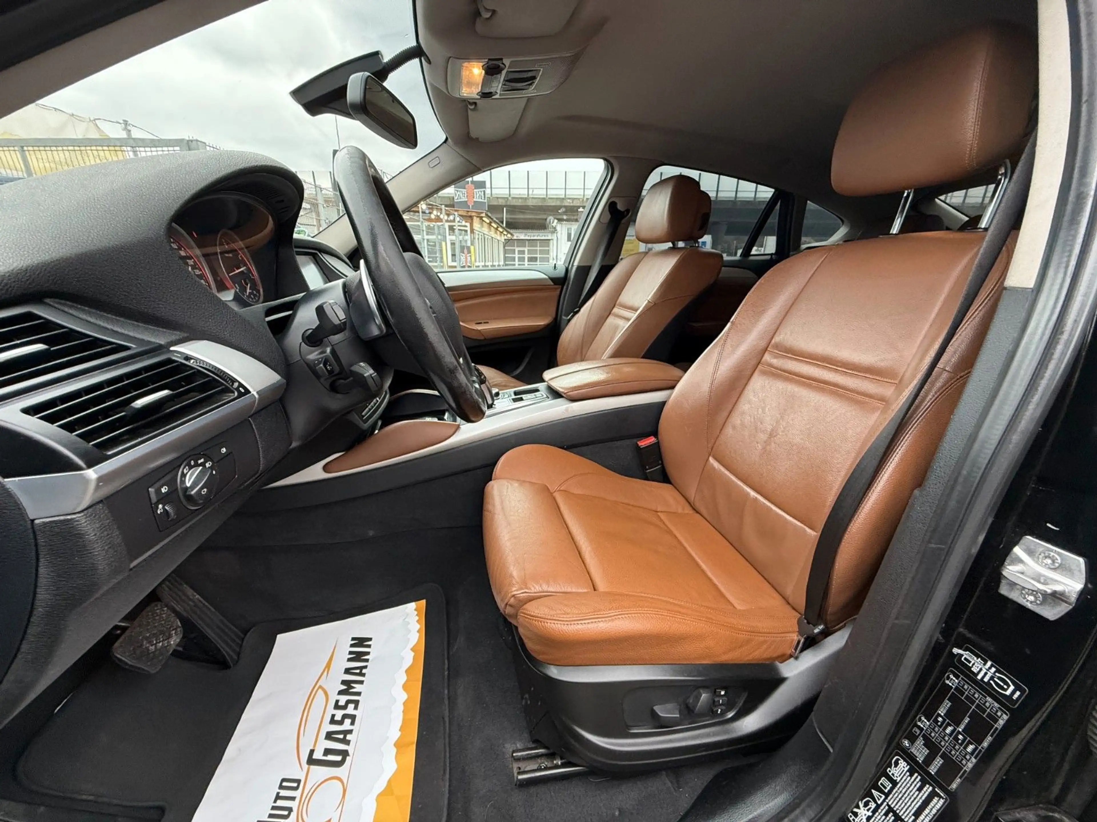 BMW X6 3.0d xDrive Bi-Xenon Leder Navi SHZ PDC — photo 10