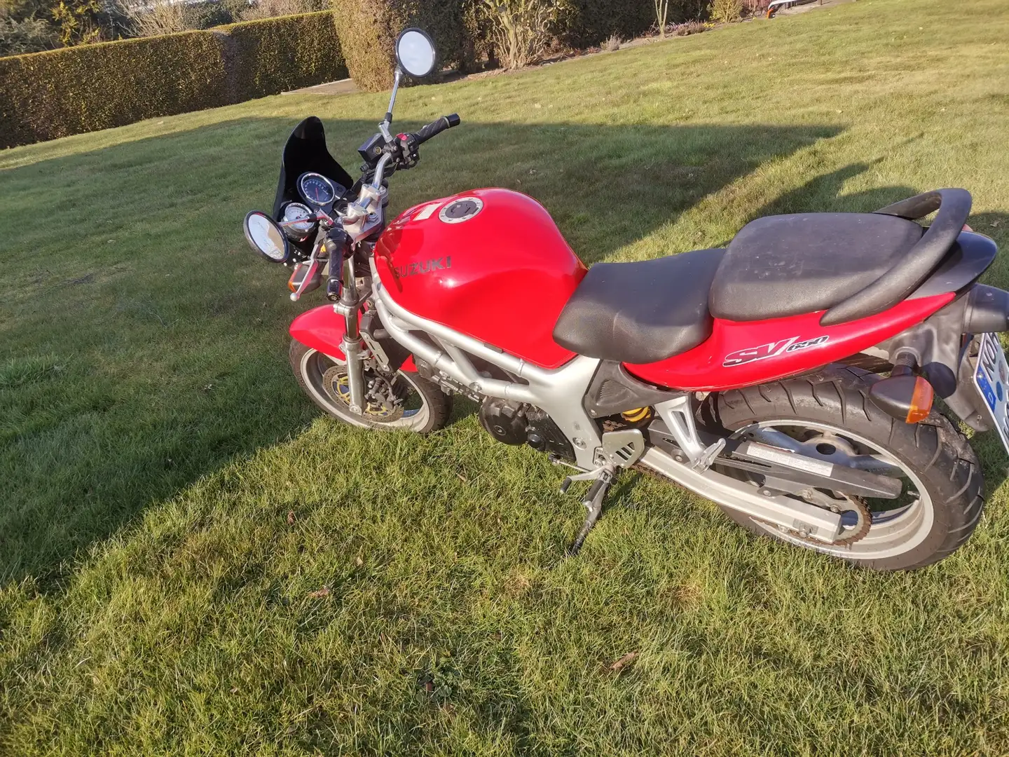 Suzuki SV 650 Red - 2