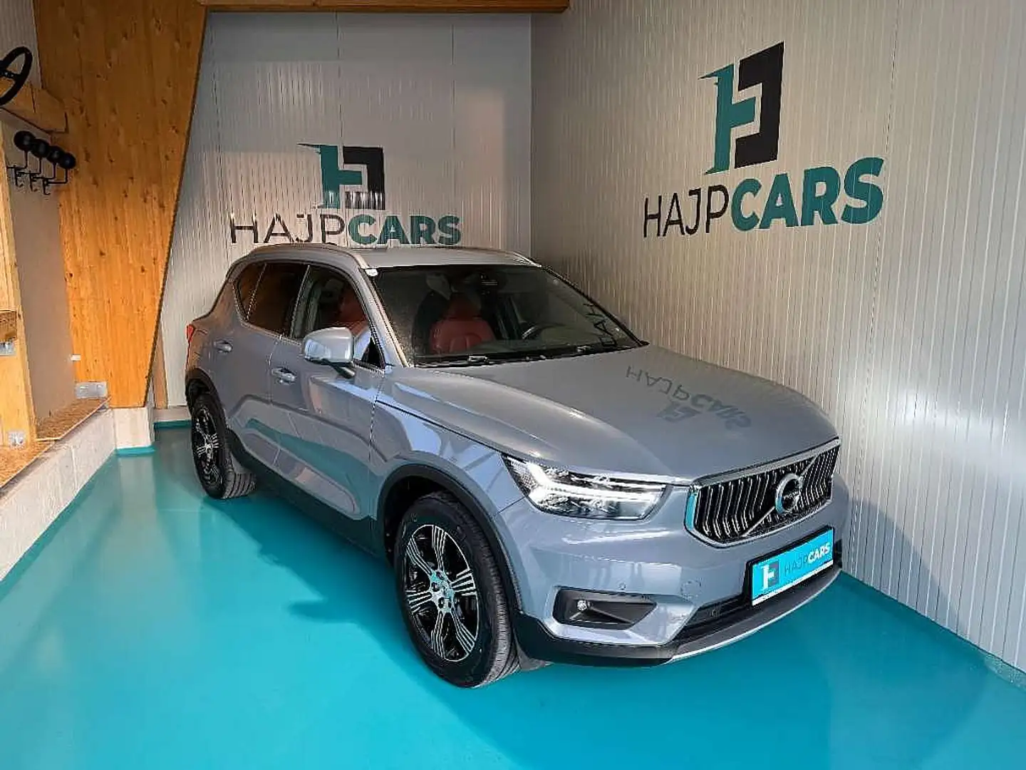 Volvo XC40 D3 Inscription Geartronic Grau - 2