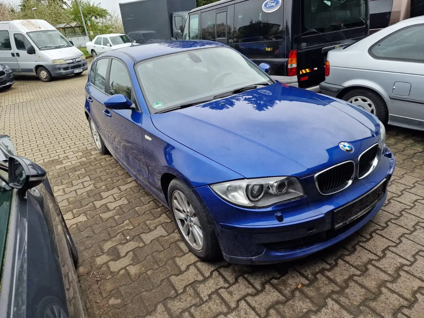BMW 118 118i Bleu - 2