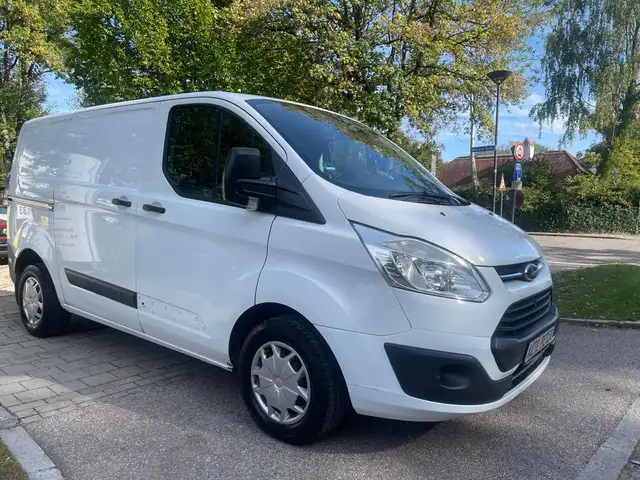 Ford Transit Custom view 6