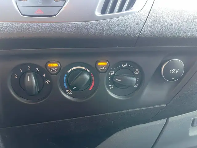 Ford Transit Custom view 11