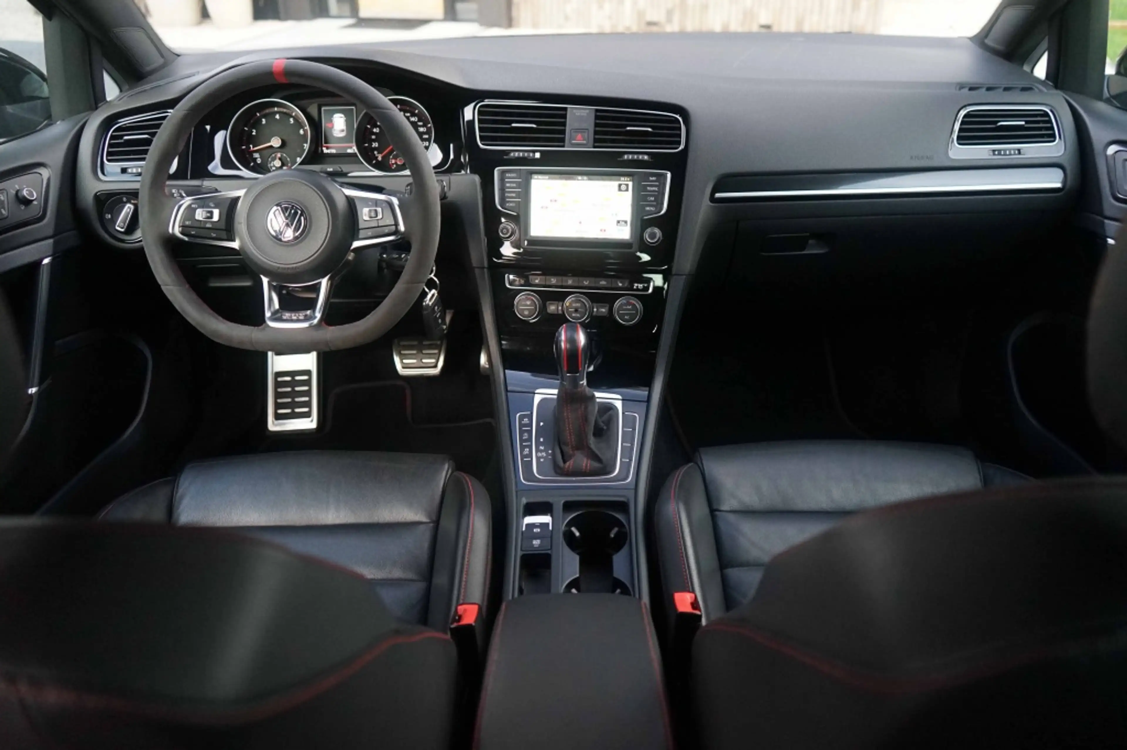 Volkswagen Golf GTI 7 Clubsport DSG 265PK — photo 9