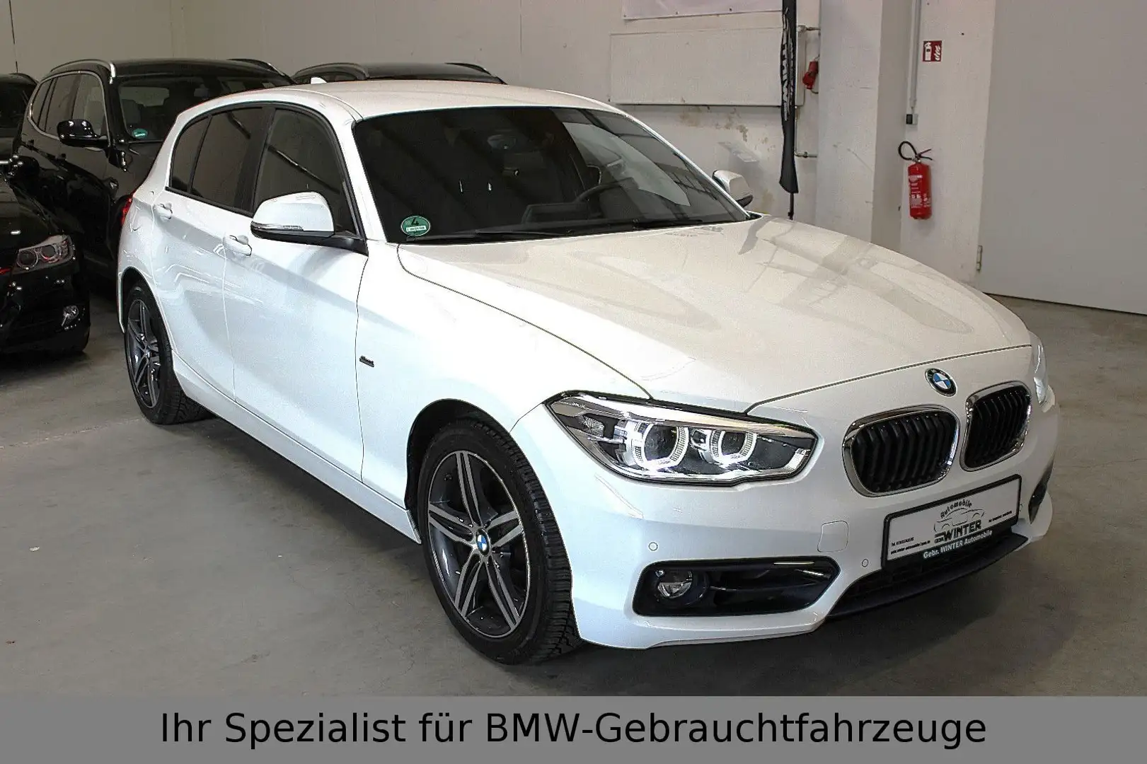 BMW 118 i Sport Line*Facelift*Navi*Automatik Blanco - 1