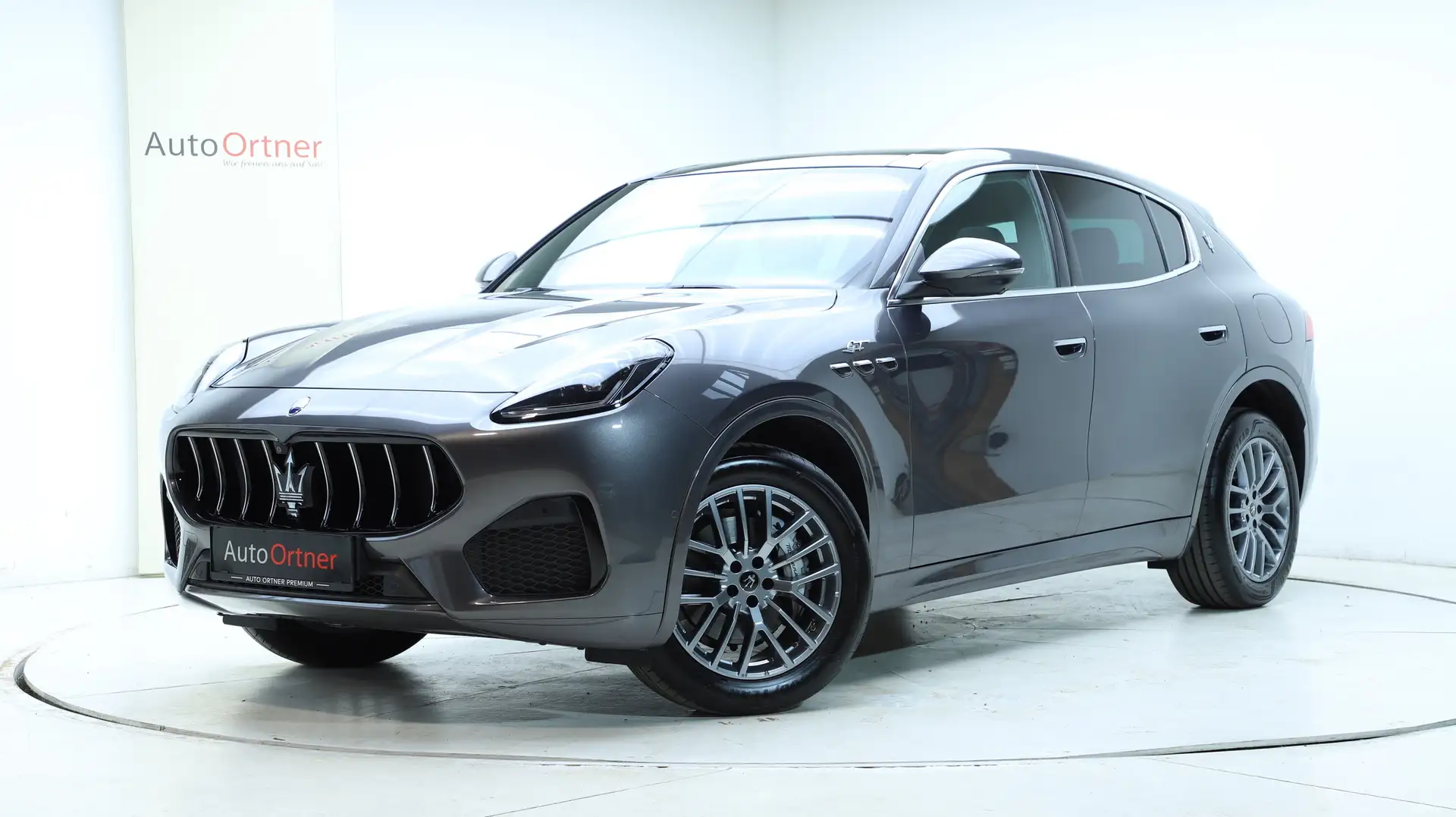 Maserati Grecale GT Grau - 1