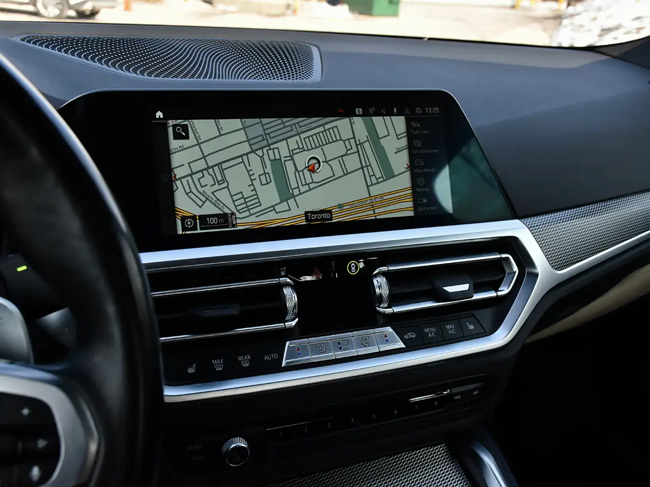 BMW 2 Series снимка BMW 2 Series