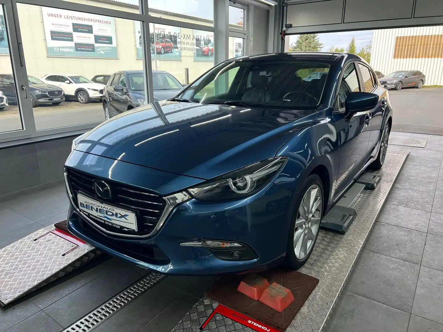 Mazda 3 SKYACTIV-G 120 SKYACTIV-Drive SPORTS TEC-P LEDER-S Blu/Azzurro - 1
