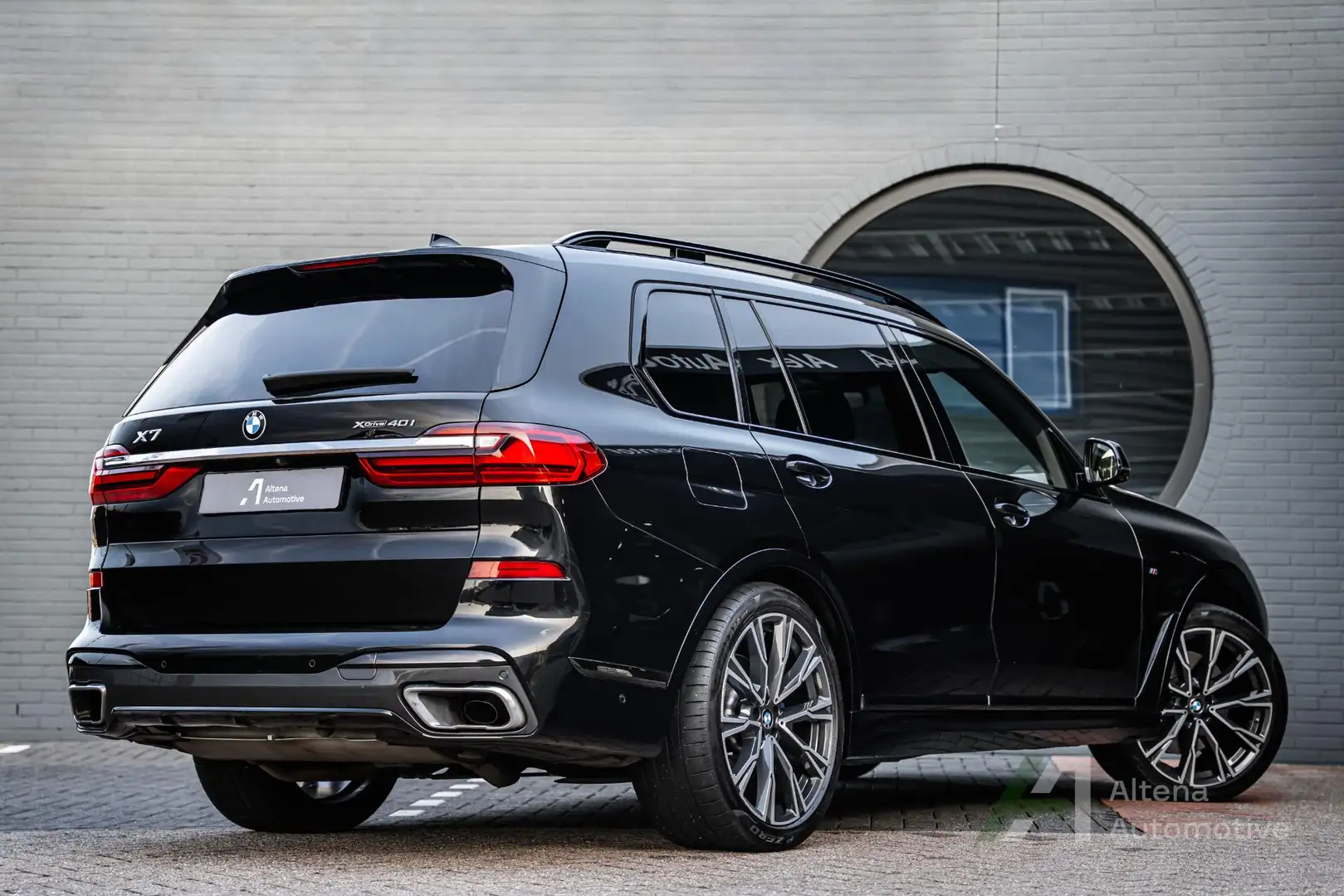 BMW X7 xDrive40i 6p. marge, sky lounge, laser, 22 inch Zwart - 2