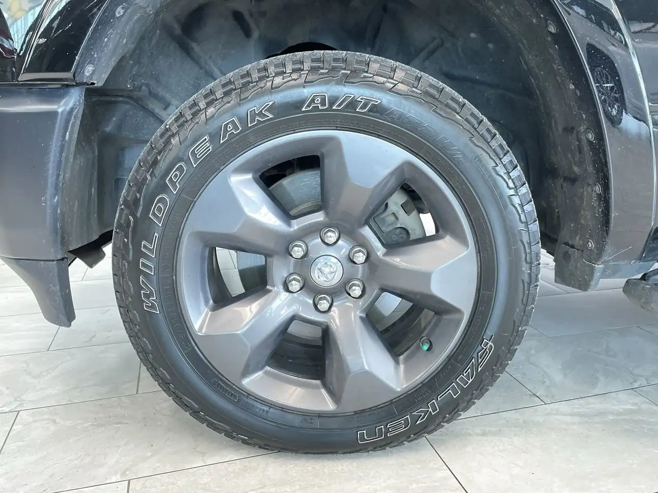 RAM 1500 снимка RAM 1500
