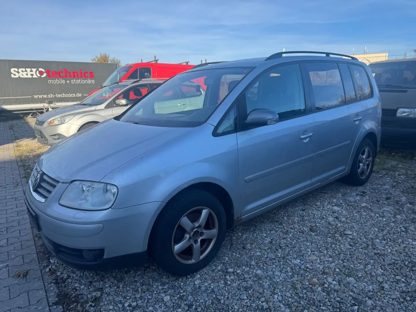 Volkswagen Touran Trendline Rost Silber - 1