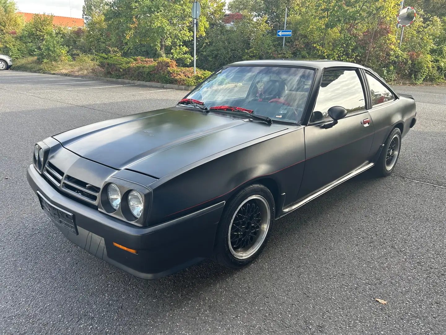 Opel Manta B GT Gris - 1