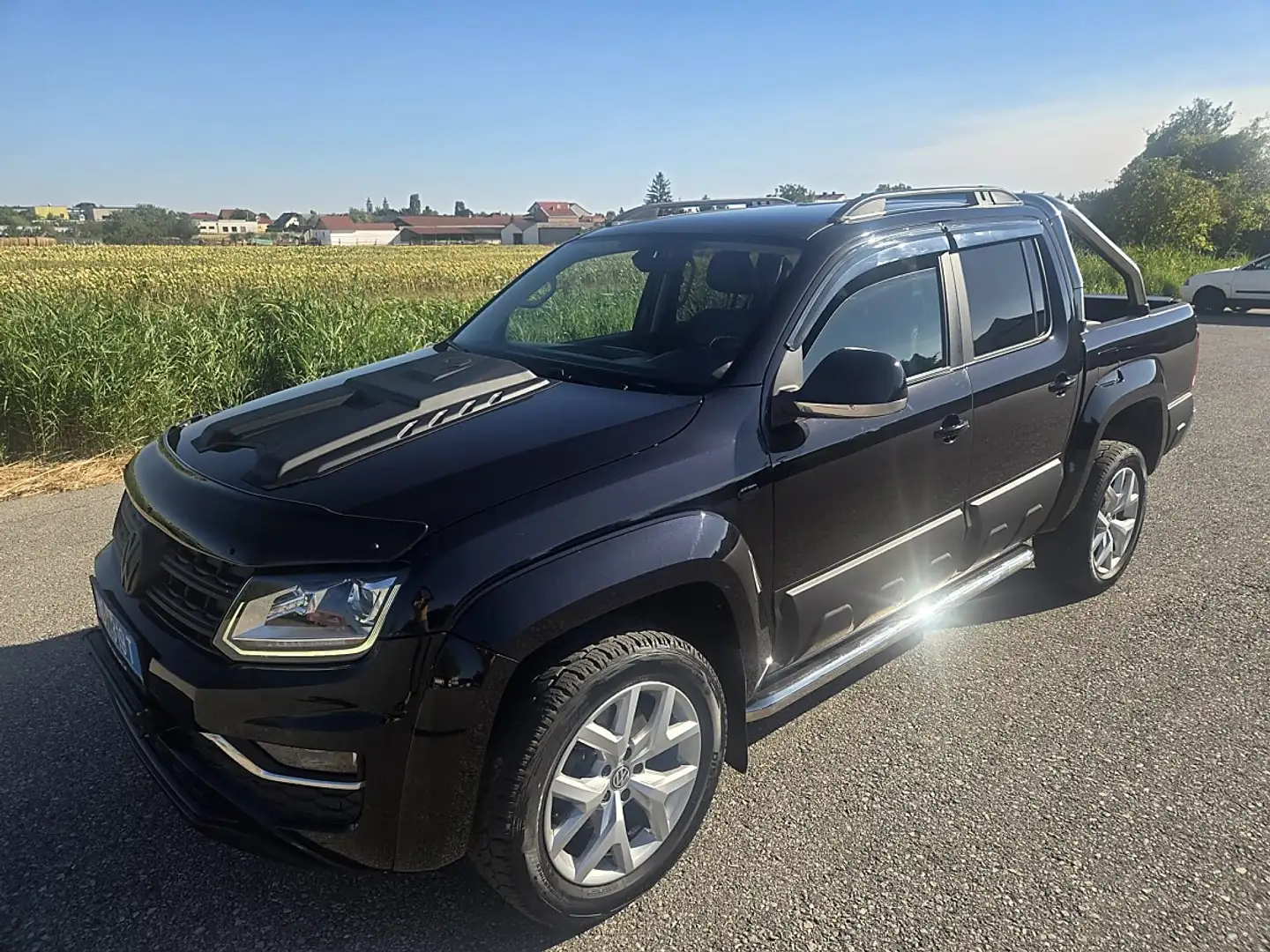 Volkswagen Amarok DoubleCab Highline 3,0 TDI 4Motion Aut. Schwarz - 1