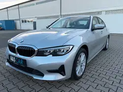 Bmw 330 i Advantage KAMERA LED CarPlay GEPFLEGT