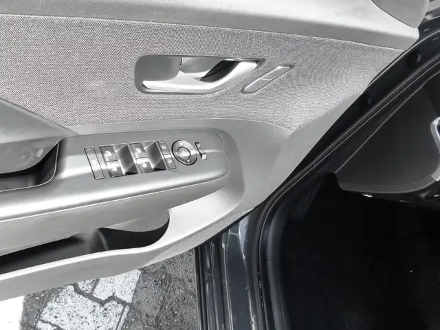 Hyundai Kona view 14