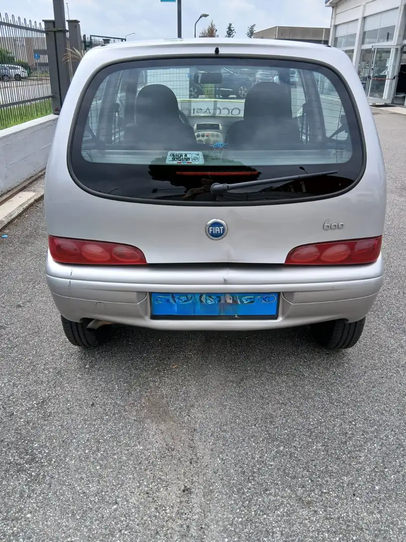 Fiat 600 600 1.1 Silber - 2