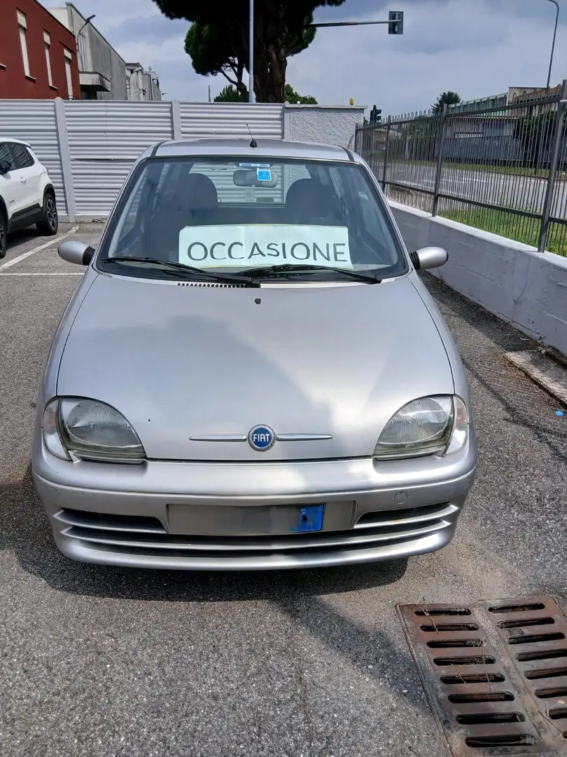Fiat 600 600 1.1 Silber - 1