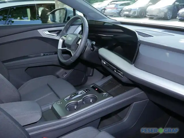 Audi Q4 E-Tron view 4