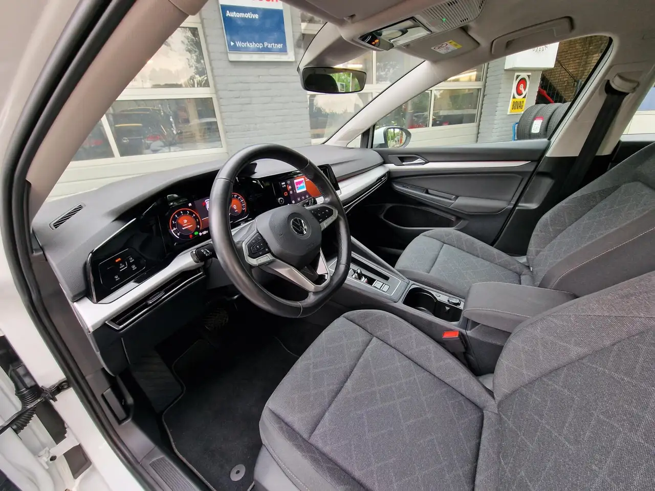 Volkswagen Golf Variant 1.0 eTSI Life|Digi-dash|110PK|DSG|Automaat|Adaptie 4