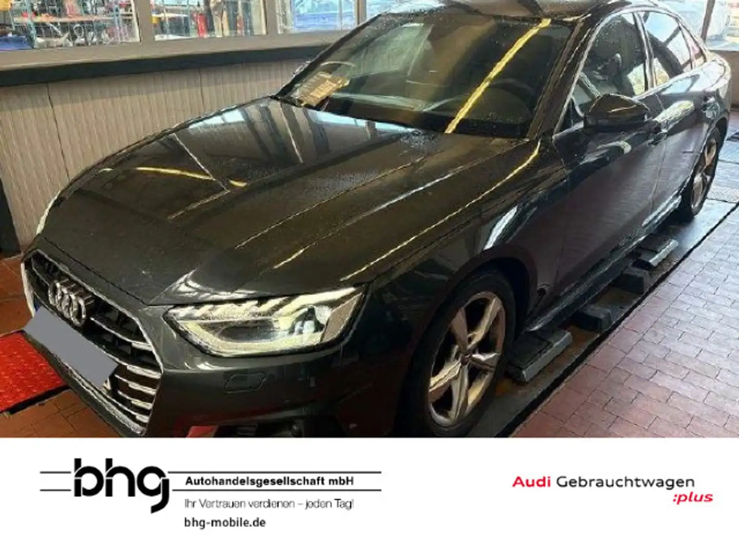 Audi A4 . Grau - 1