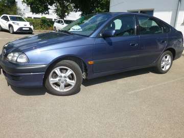 Avensis 1.8 Selection