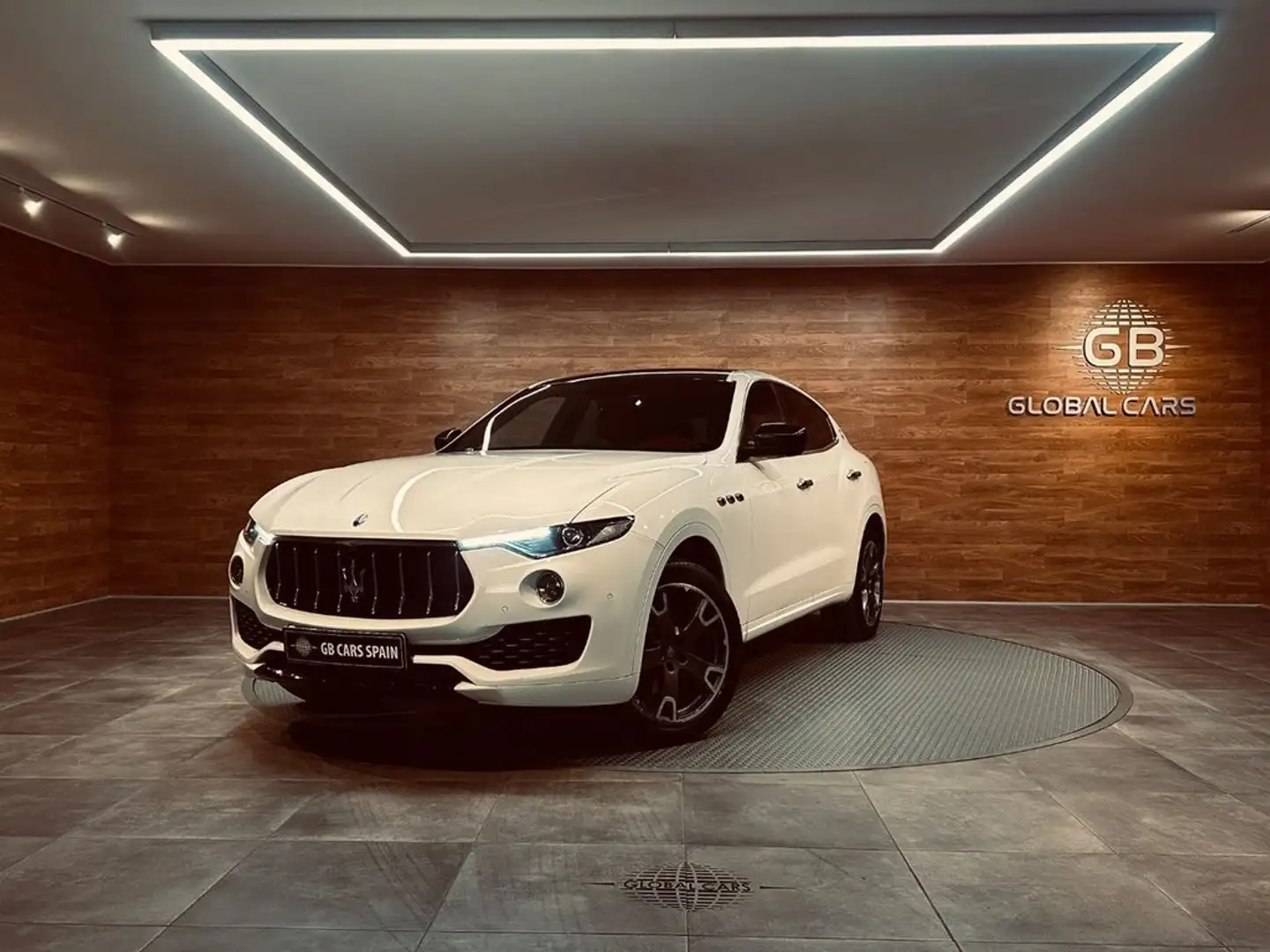 Maserati Levante Diesel Weiß - 1