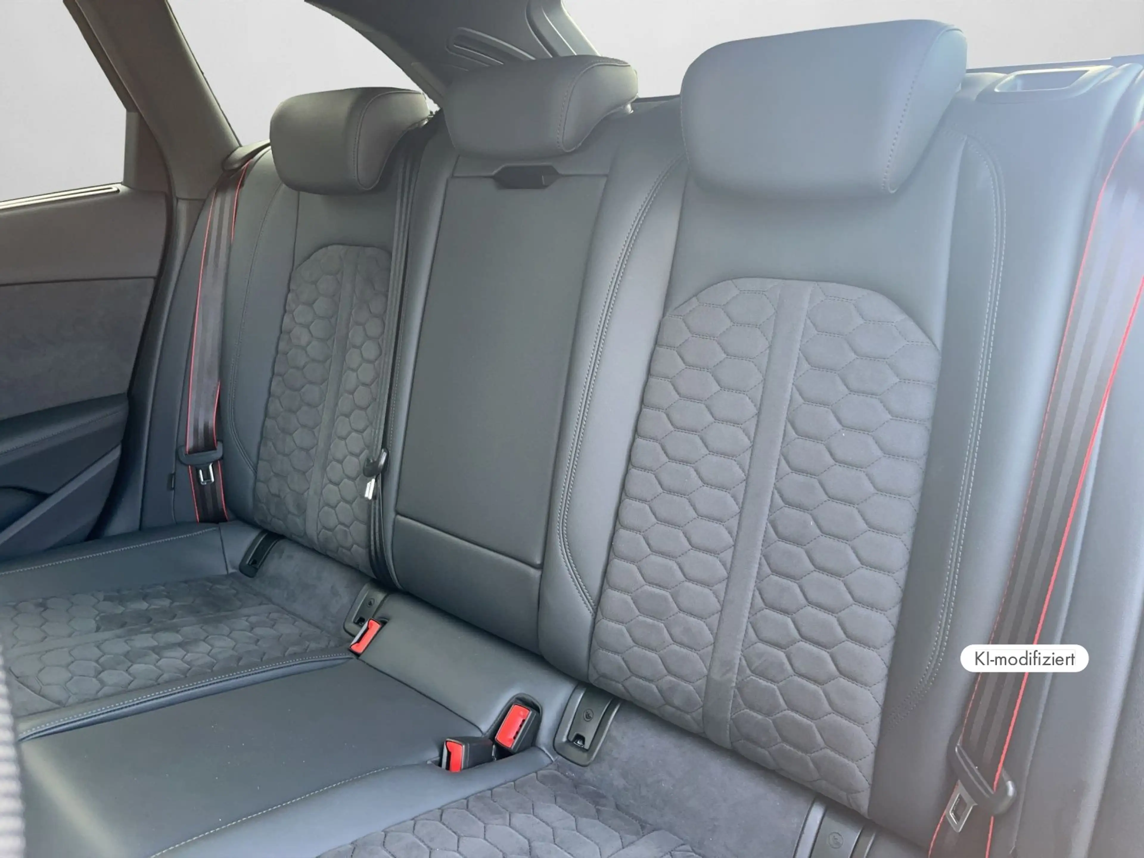 Audi RS4 2.9 TFSI tiptronic AHK B&O PANO SHZ — photo 14