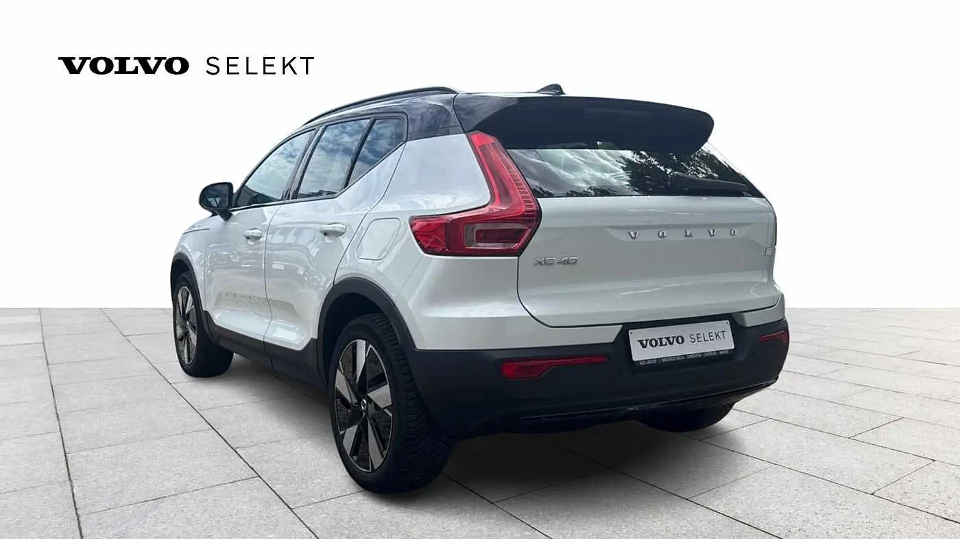 Volvo XC40 Recharge Core, Single Motor Extended Range, Elektr Wit - 2