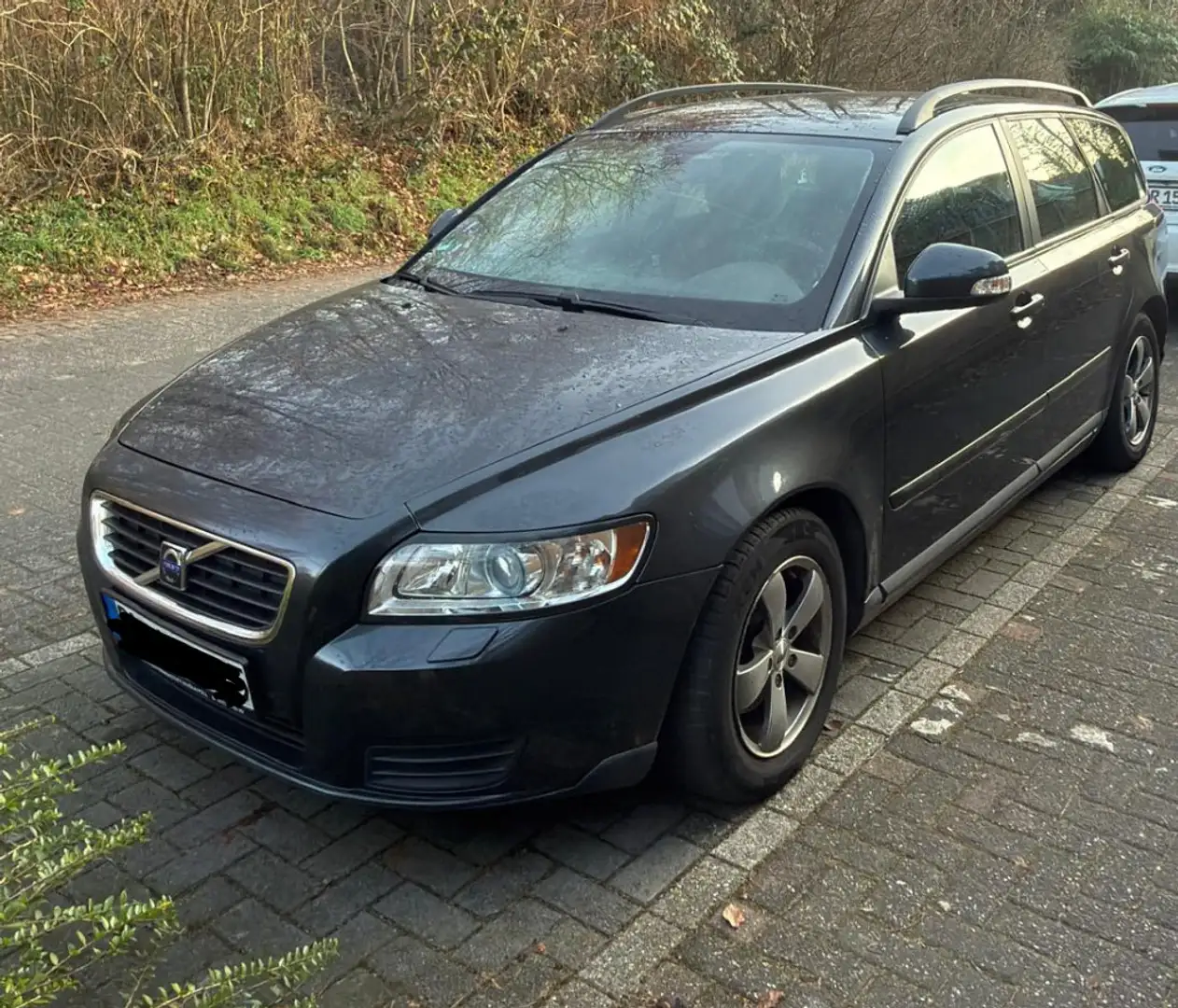 Volvo V50 drive e Grau - 1