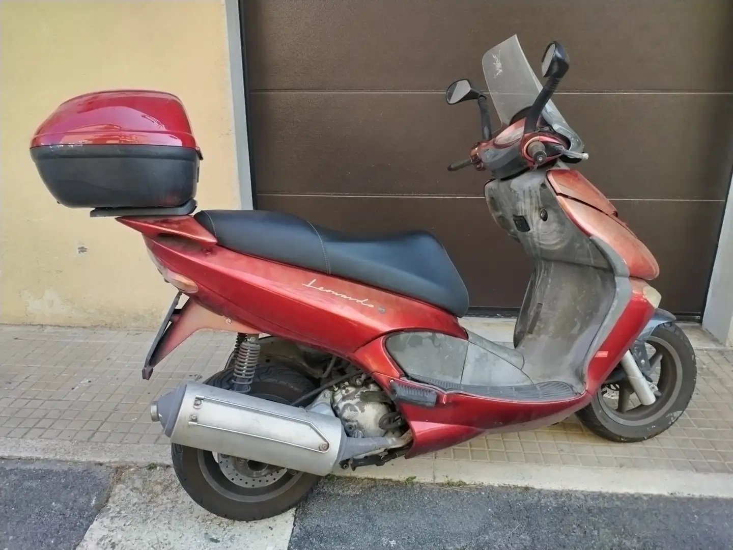 Aprilia Leonardo 250 ST Rosso - 1