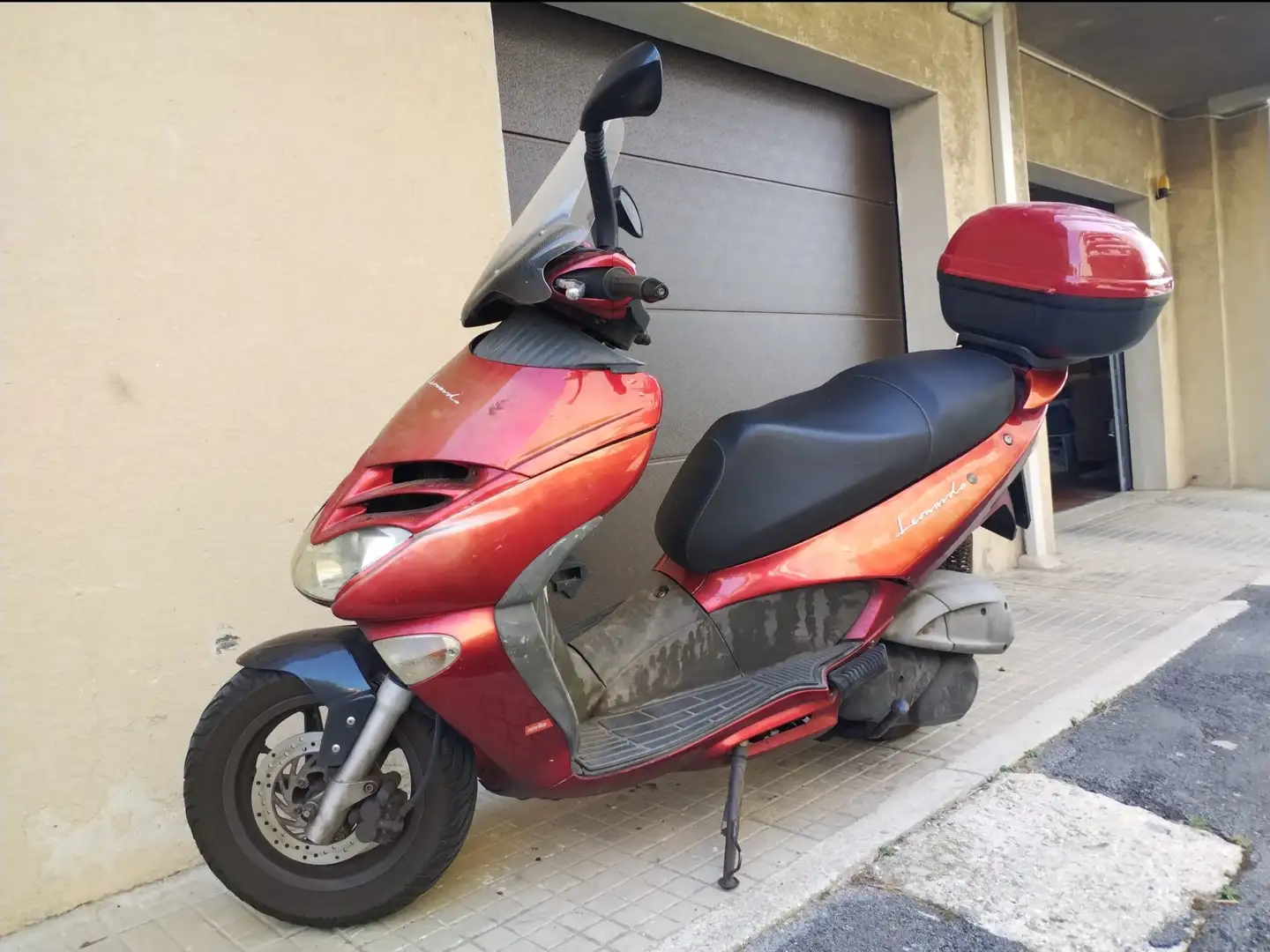 Aprilia Leonardo 250 ST Rosso - 2