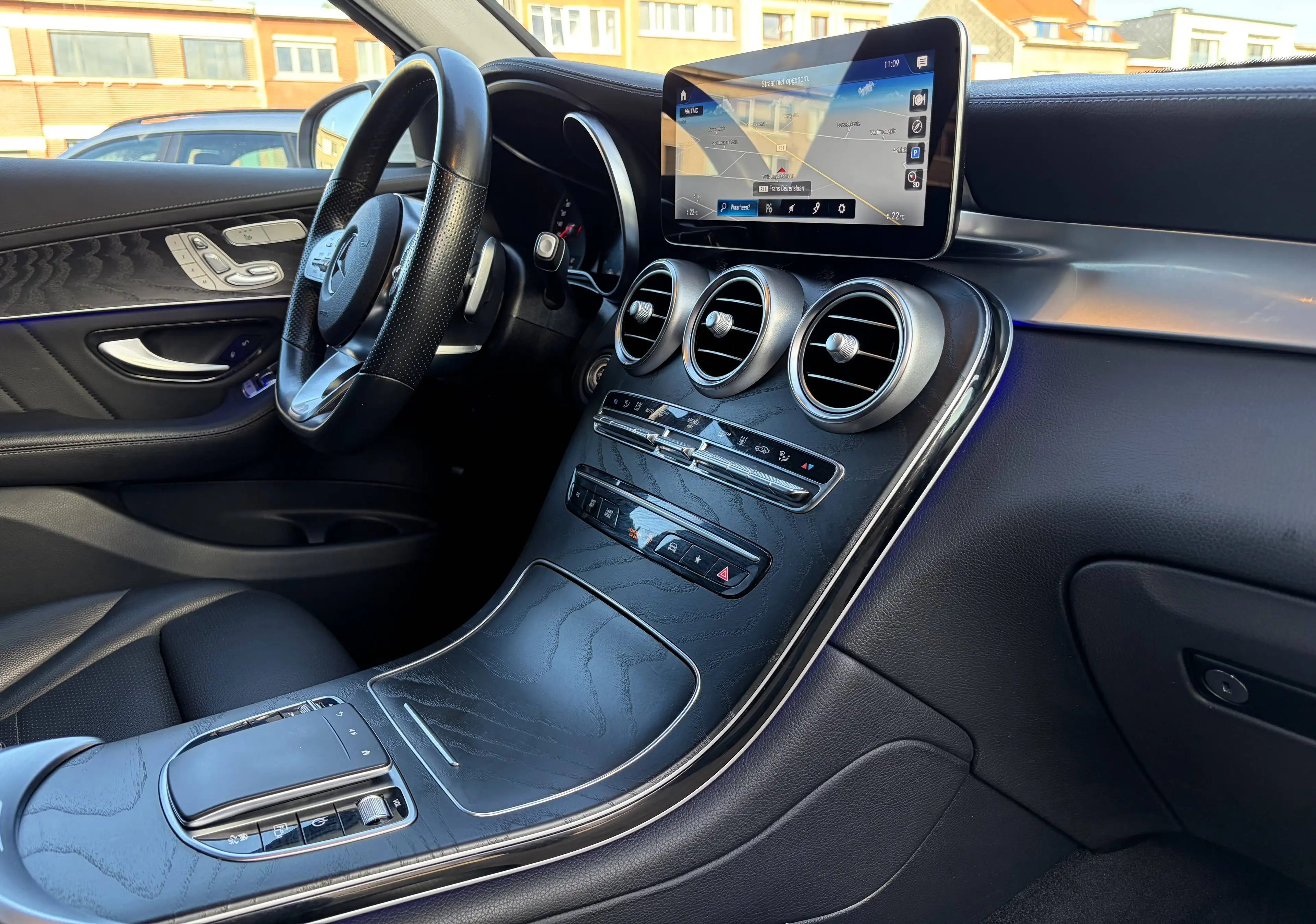 Mercedes-Benz GLC 300 de AMG 4-Matic PHEV - CARPLAY - BURMESTER - CAMERA — photo 15