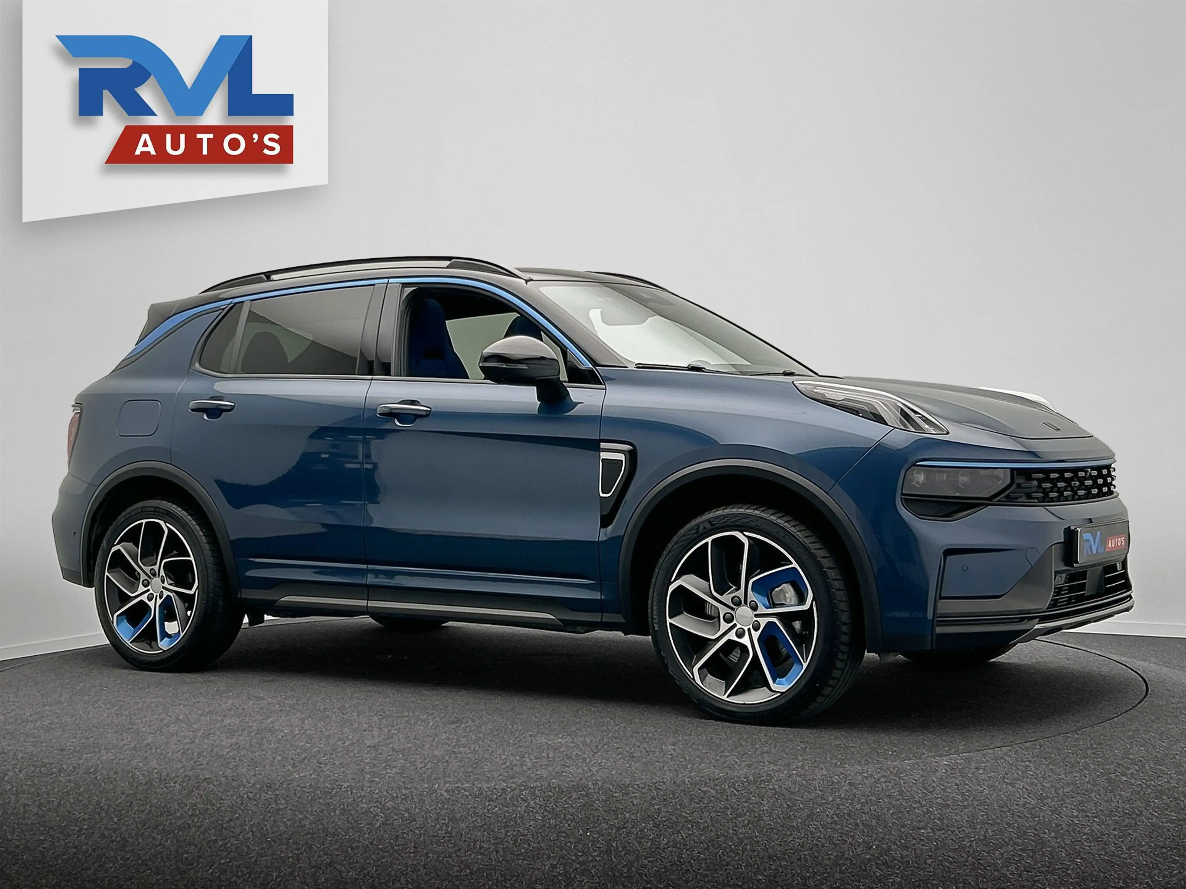 Lynk & Co 01 1.5 261PK Plug-in Hybrid *Zwarte Hemel* * 360° Cam — photo 43