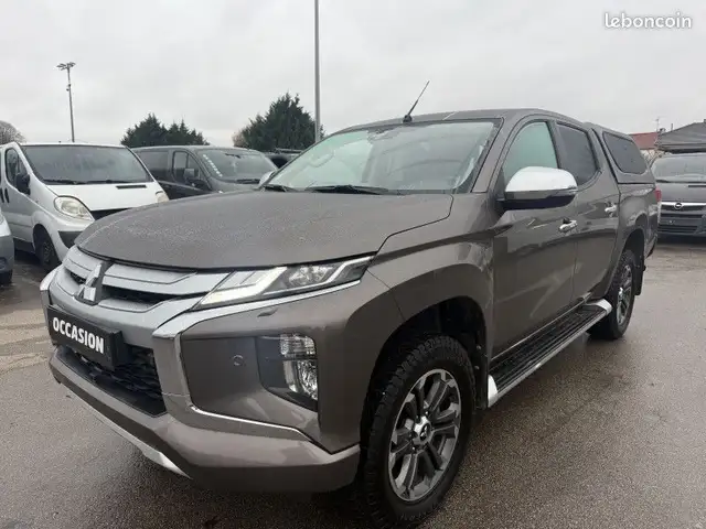 Mitsubishi L200 2.2 DI-D 150CH DOUBLE CAB INTENSE BVA