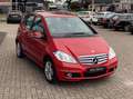 Mercedes-Benz A 180 Business Class Avantgarde Rood - thumbnail 4