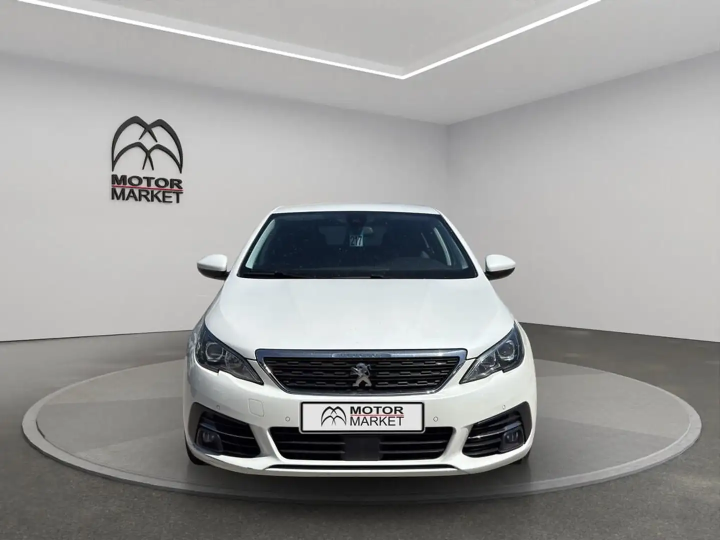 Peugeot 308 5p 1.5 bluehdi Allure Pack s&s 130cv my20 Blanco - 2