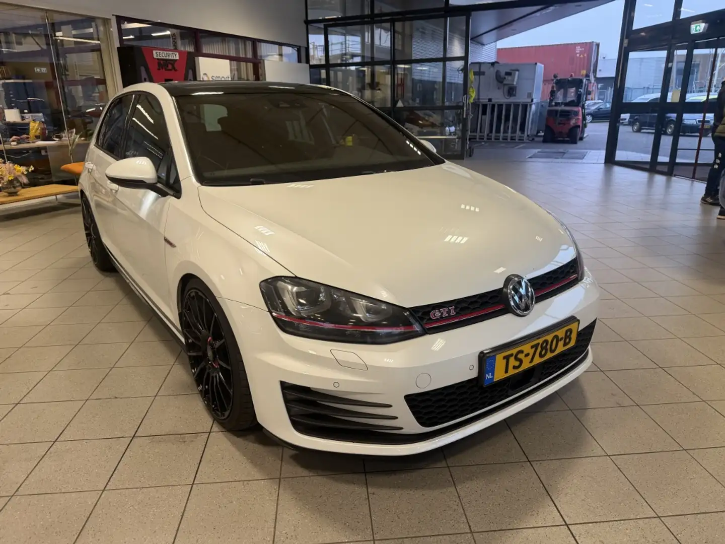 Volkswagen Golf GTI 2.0 TSI Pano/DSG Autom/ Keyless Fehér - 1