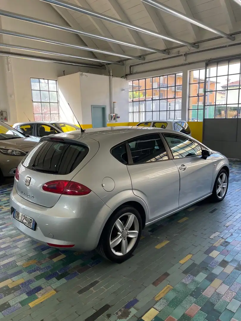 SEAT Leon 1.6 Reference Dual GPL FINO AL 2028 GARANZIA 12mes - 2
