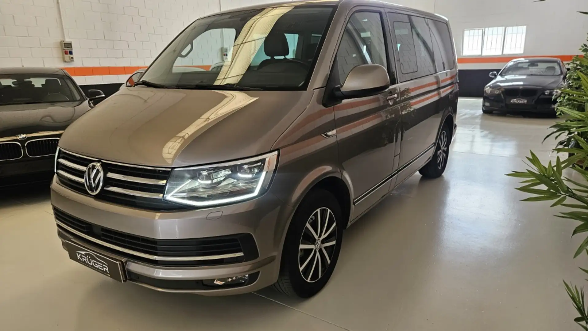 Volkswagen Multivan 2.0TDI BMT Premium DSG 150kW Marrón - 1