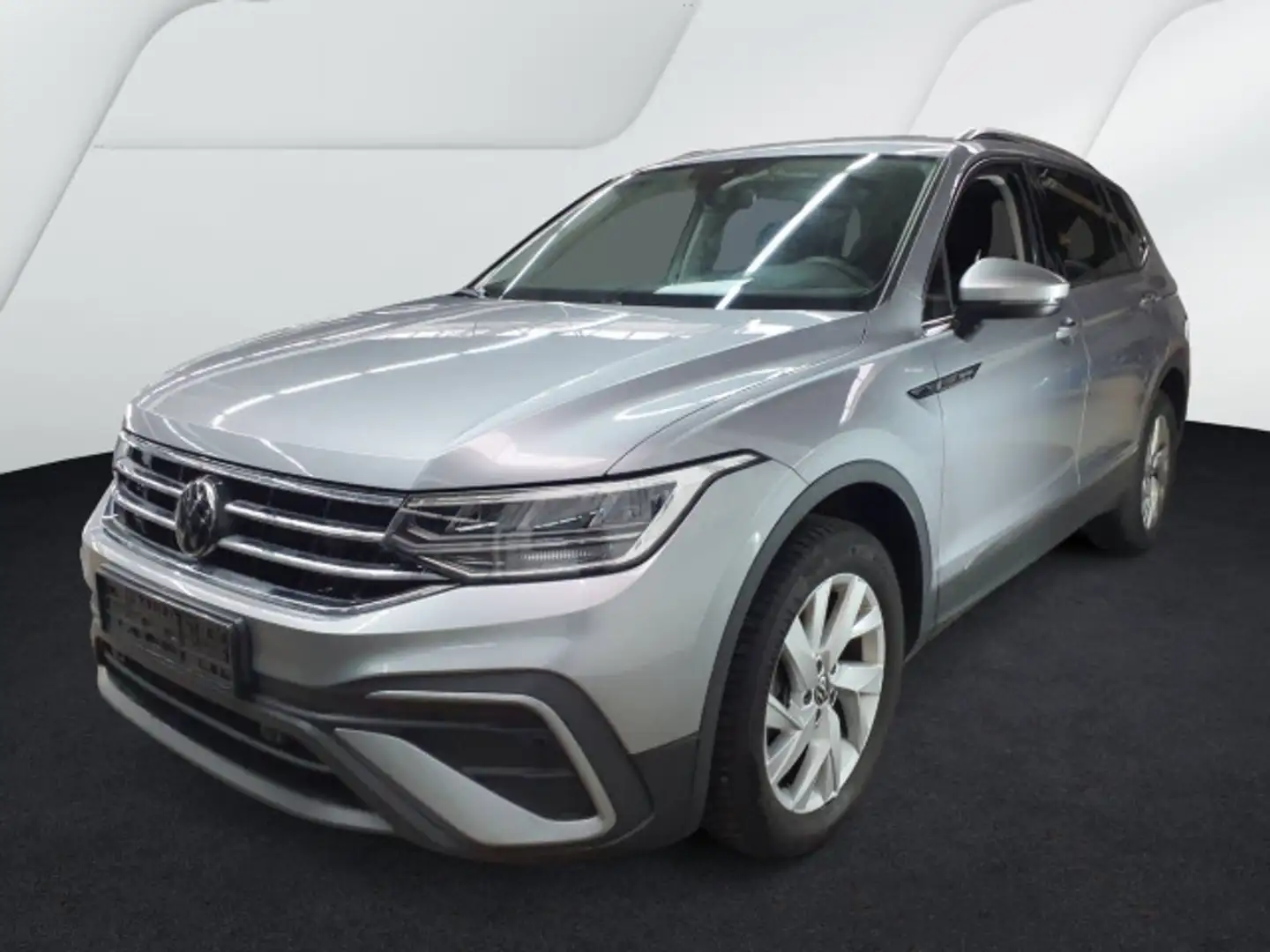 Volkswagen Tiguan Allspace Life 1.5 TSI DSG LED NAV AHK 7S Silber - 2