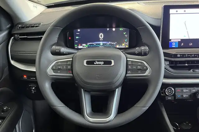 Jeep Compass view 17