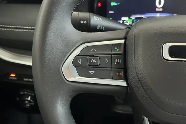 Jeep Compass view 24