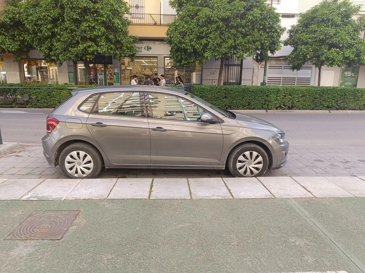 Volkswagen Polo 1.0 Edition 48kW Gris - 1
