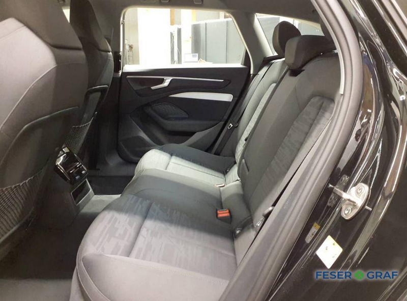 Audi A6 Avant TFSI S tronic MATRIX 360° TECH PLUS — photo 4